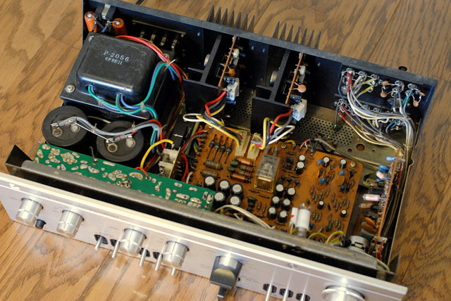 Luxman audio products